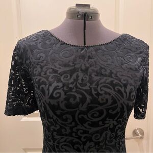 Elegant Black Midi Dress